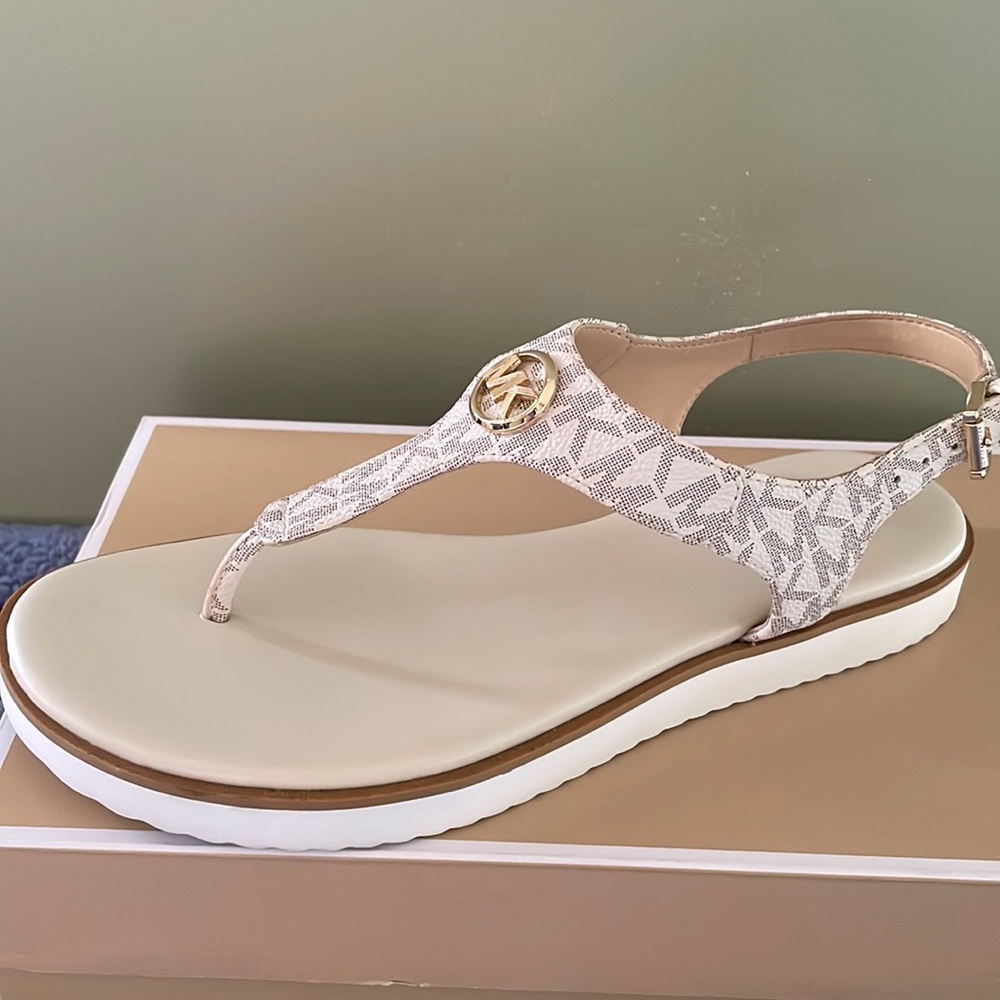 Wore once Womens size 7